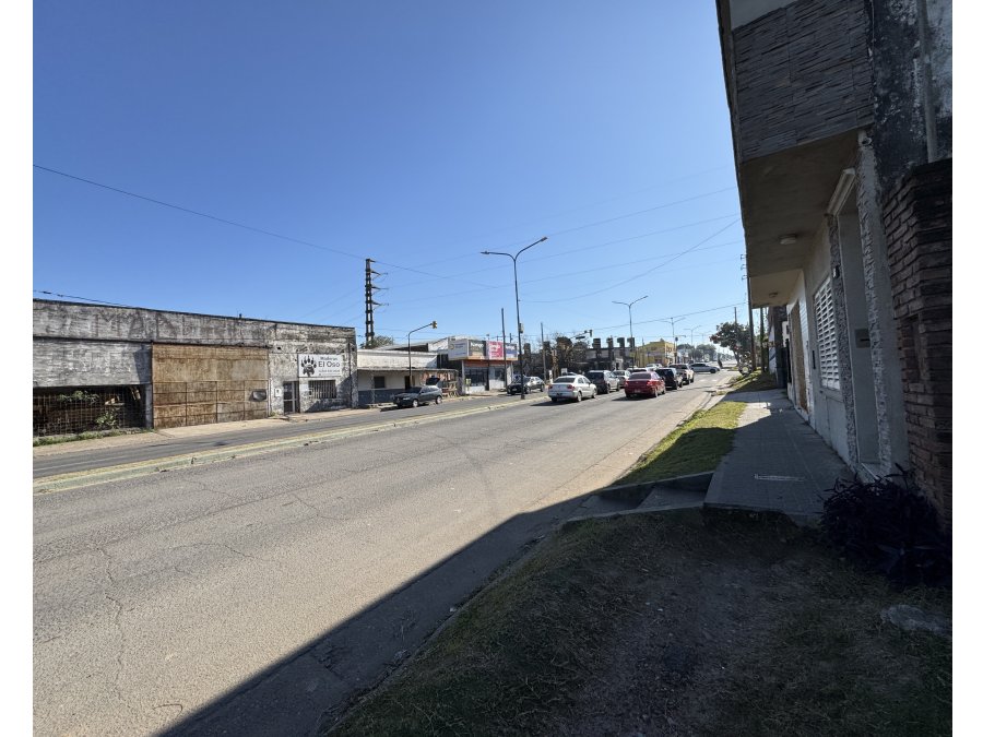 GALPON EN VENTA SOBRE AV. RAMIREZ