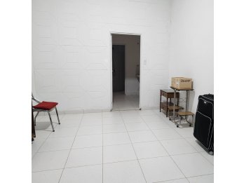 Local + Casa EN VENTA - Peron 754