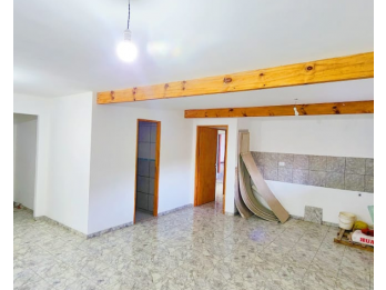 CASA EN VENTA - APTA CREDITO - EN COLONIA AVELLANEDA