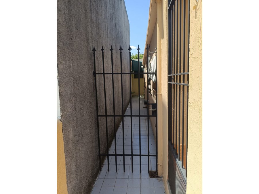VENDO CASA EN CALLE FRAY MOCHO