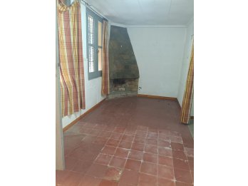 VENDO CASA EN CALLE FRAY MOCHO