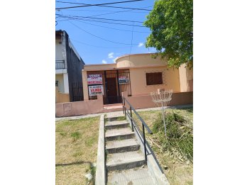 VENDO CASA EN CALLE FRAY MOCHO