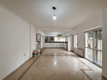 VENTA HERMOSA CASA EN CALLE SALTA APTA CRÉDITO