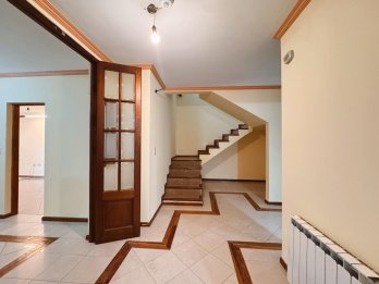 VENTA HERMOSA CASA EN CALLE SALTA APTA CRÉDITO