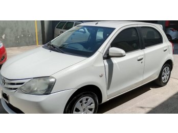 TOYOTA ETIOS XS 2015 NAFTA/GNC