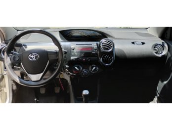 TOYOTA ETIOS XS 2015 NAFTA/GNC