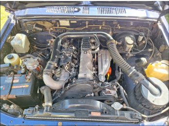 Mazda B2500 Diesel Doble Cabina - AC - Año:1998