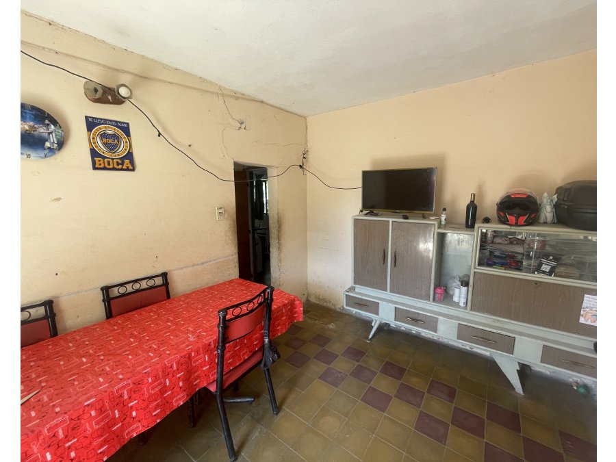 SE VENDE CASA A MODERNIZAR SAN BENITO