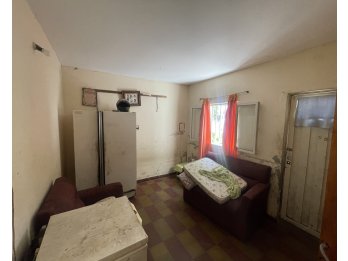 SE VENDE CASA A MODERNIZAR SAN BENITO