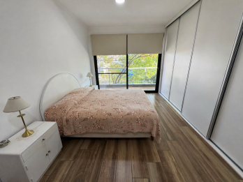 VENDO - TRIPLEX MODERNO Zona Plaza Saenz Peña