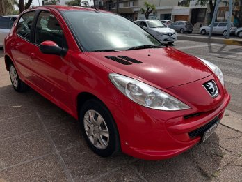 PEUGEOT 207 COMPACT 1.4 2016  76000KM