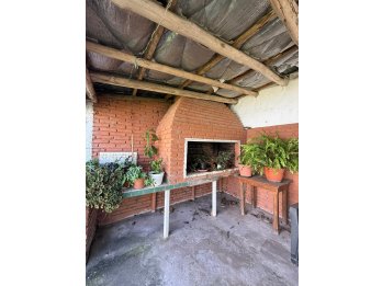 Zona Av. Almafuerte y López Jordán - Departamento en venta