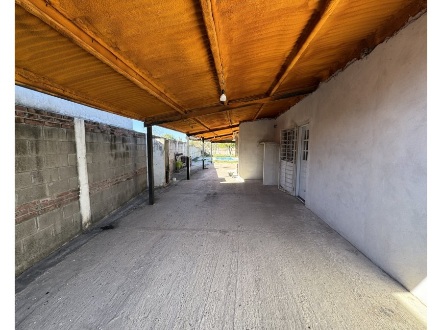 VENTA - CASA EN AMPLIO TERRENO I COLONIA AVELLANEDA