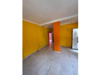 Se vende casa PH en planta baja zona Maipu e Irigoyen!
