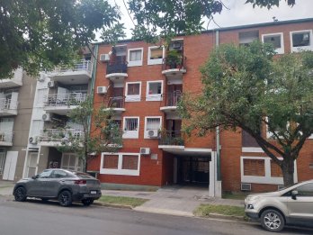 ALQUILO DEPARTAMENTO 2 DORMITORIOS COCHERA, PARANA