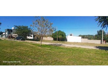 Vendo Terreno zona Av. de las Américas y Lisandro de la Torr