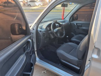 Atto vendo Berlingo 1.6 nafta Furgón Business / 2020