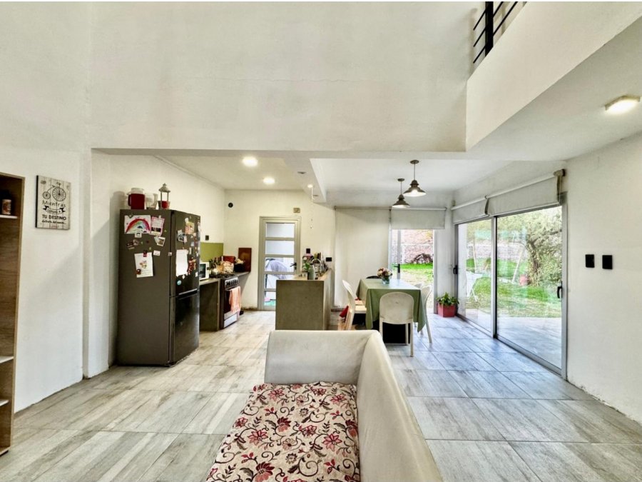 Casa en Lomas del Golf con estructura para crecer