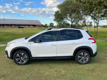 PEUGEOT 2008 1.6 FELINE TIPTRONIC L/19 AÑO 2.021