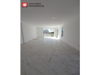 AMPLIOS LOCALES COMERCIALES - EN VENTA