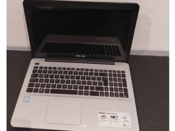 Vendo Notebook ASUS X555LA