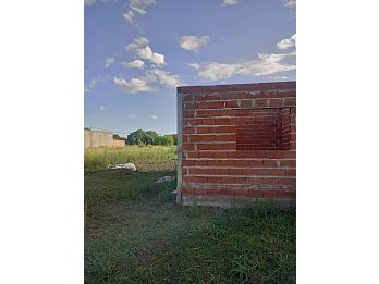 🌿 **LOTE EN VENTA CON CONSTRUCCIÓN – PARANÁ**
