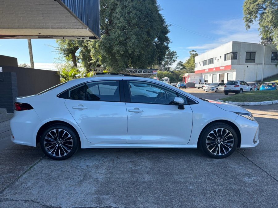 TOYOTA Corolla 2.0 SEG CVT