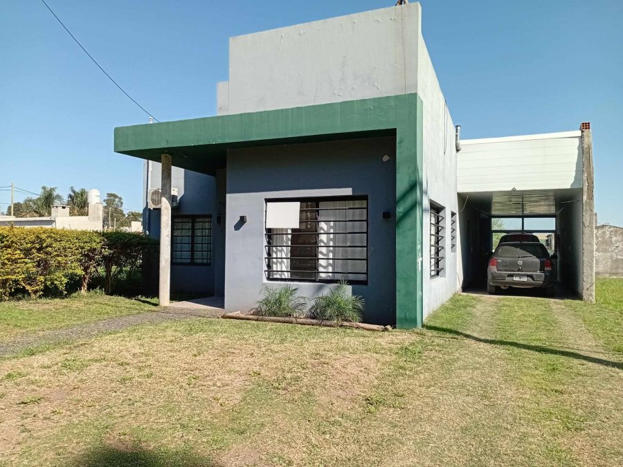 SE VENDE CASA EN VILLA FONTANA