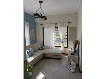 SE VENDE CASA EN VILLA FONTANA