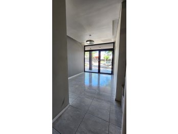 SE VENDE MONOAMBIENTE EN CALLE PASTEUR