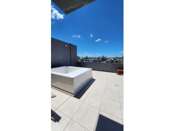 SE VENDE MONOAMBIENTE EN CALLE PASTEUR