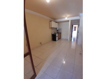 ALQUILAMOS Calle San Juan 186 dpto 1 dormitorio.