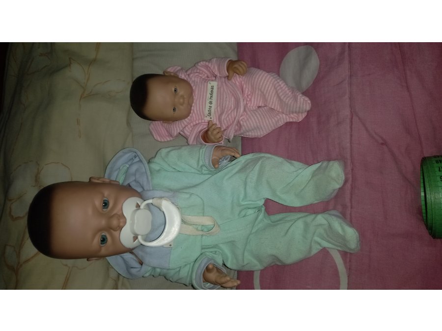 Vendo 2 bebes de casita de muñecas