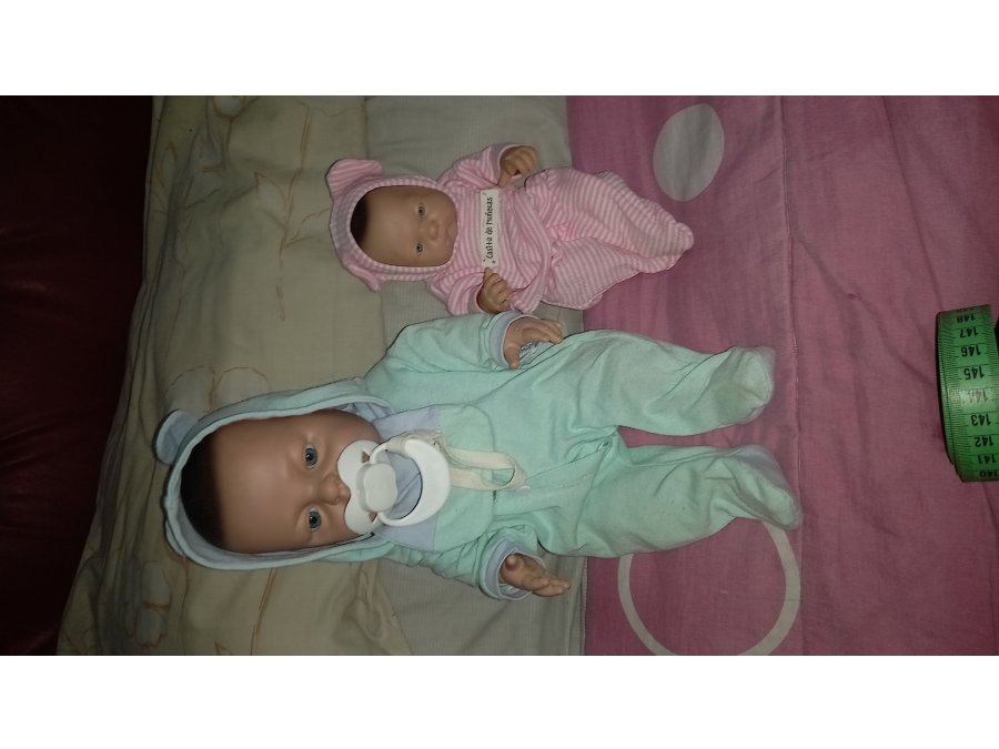 Vendo 2 bebes de casita de muñecas
