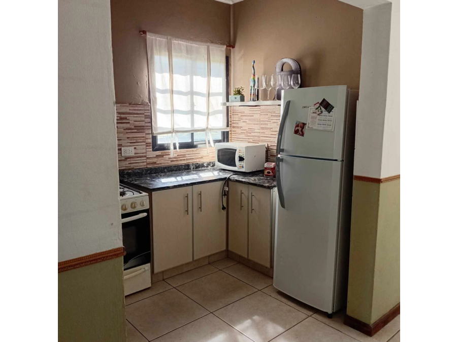 CASA CON PILETA + QUINCHO EN VILLA FONTANA | LISTA PARA DISF