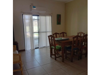 CASA CON PILETA + QUINCHO EN VILLA FONTANA | LISTA PARA DISF