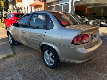 CHEVROLET CORSA CLASSIC 2012 GNC.....TEL 0343 156987966