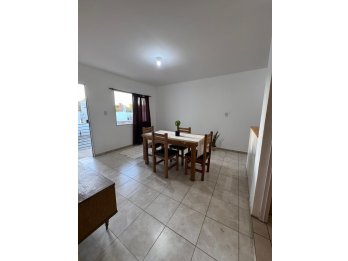 En venta- Departamento 1 dormitorio.- Oro verde