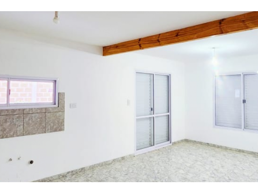 VENTA CASA COLONIA AVELLANEDA APTA CREDITO HIPOTECARIO/IAF