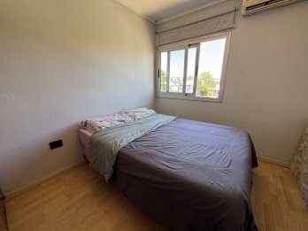 VENTA – Casa 2 dormitorios con gran patio | Barrio Lomas del