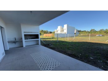 ALQUILER CASAS A ESTRENAR - 3 DORM - ZONA NORTE !!!