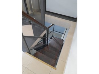 En venta oficina zona parque !