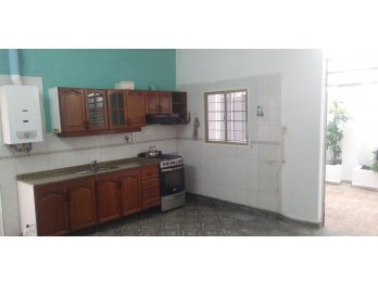 Alem 941 zona 5 Esquinas