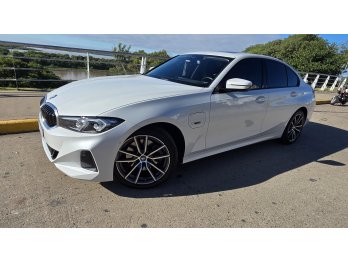 BMW 330e HIBRIDO ELECTRICO FULL LINEA 2024