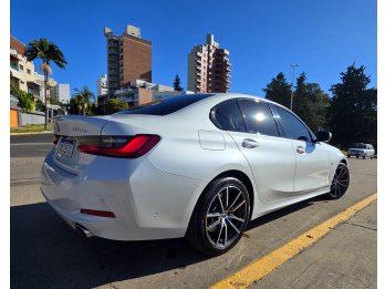 BMW 330e HIBRIDO ELECTRICO FULL LINEA 2024
