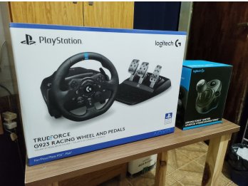 VOLANTE PEDALERA LOGITECH G923 TRUEFORCE