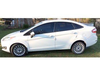 VENDO FIESTA KINETIC SEGUNDA MANO 82000km