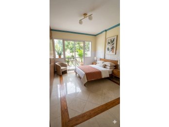 DUEÑO VENDE HERMOSA CASA EN ZONA CENTRO DE PARANÁ.