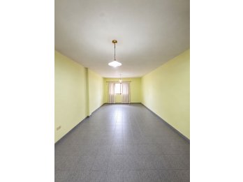 VENDO DEPARTAMENTO 2 DORMITORIOS - ZONA CENTRO.