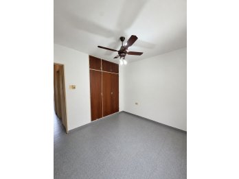 VENDO DEPARTAMENTO 2 DORMITORIOS - ZONA CENTRO.